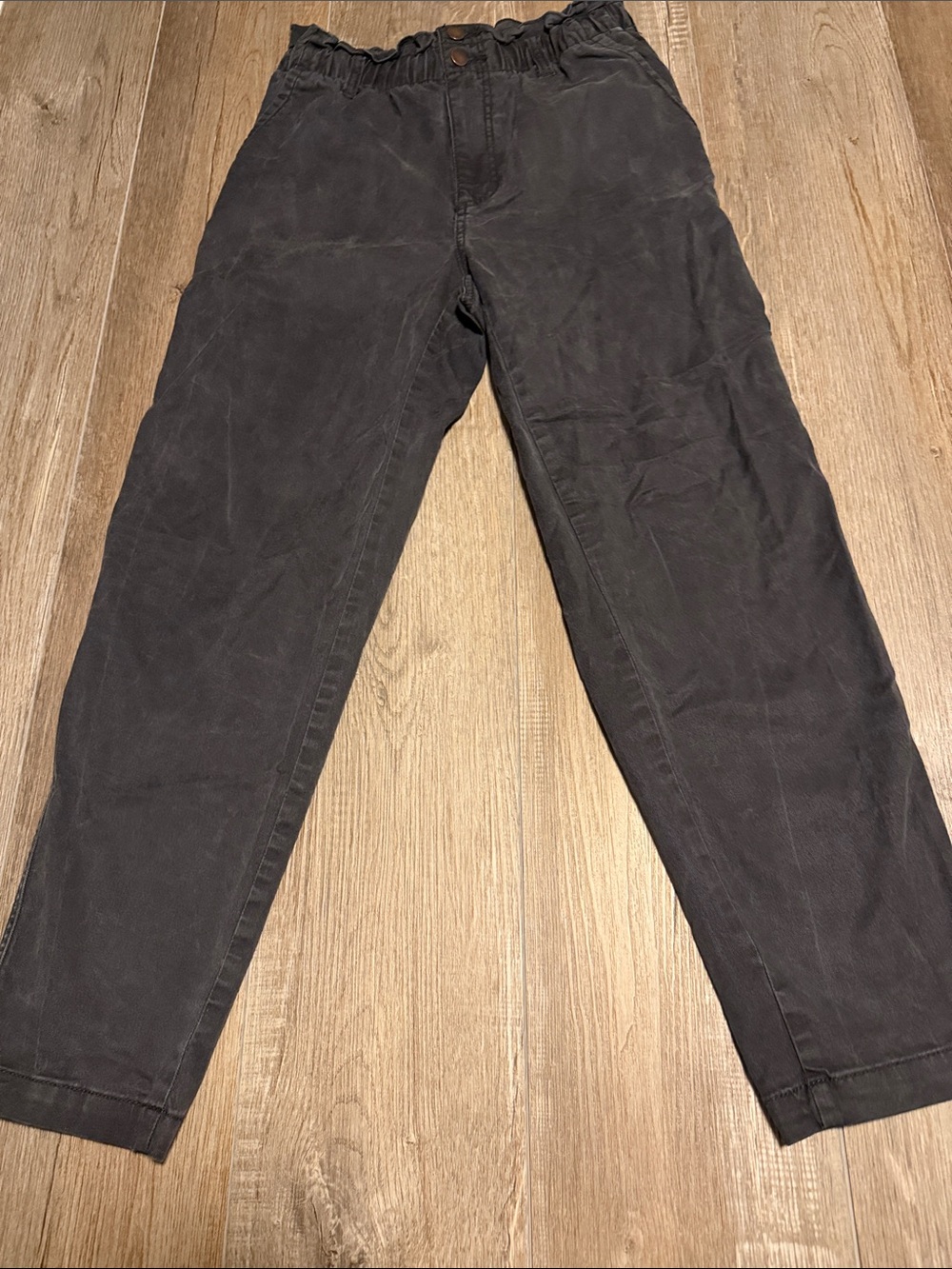 Universal Thread Women’s High Rise Pants - Picture 2 of 6